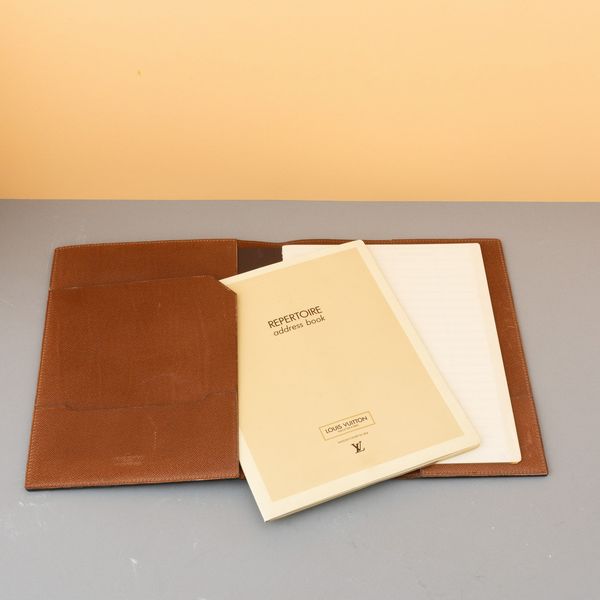 Louis Vuitton 2 Rubriche con ricambi  - Asta Fashion Vintage - Associazione Nazionale - Case d'Asta italiane