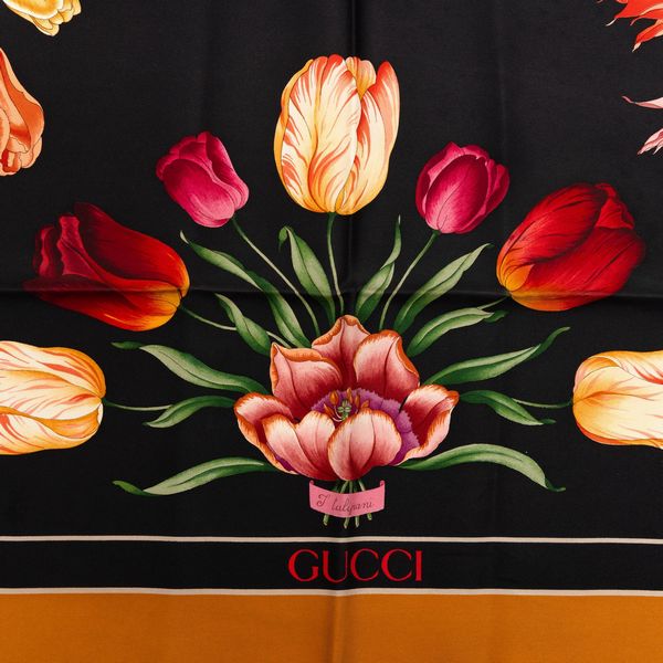 Gucci Foulard  I tulipani  - Asta Fashion Vintage - Associazione Nazionale - Case d'Asta italiane