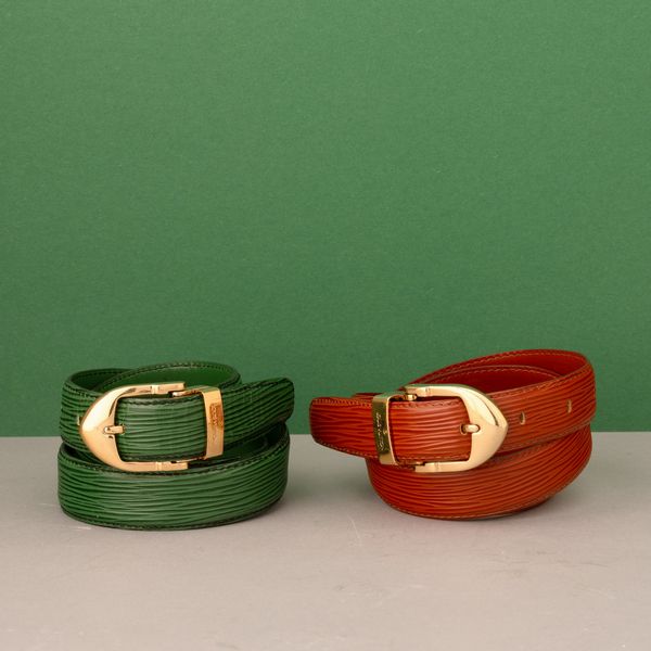 Louis Vuitton loto di due Cinture Initiales  - Asta Fashion Vintage - Associazione Nazionale - Case d'Asta italiane