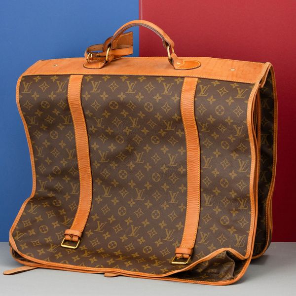Louis Vuitton Porta Abiti/Borsa da viaggio  - Asta Fashion Vintage - Associazione Nazionale - Case d'Asta italiane