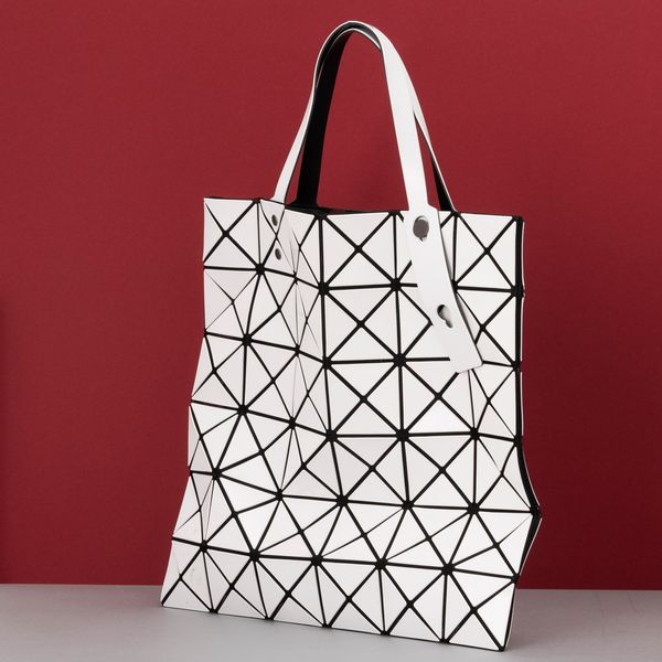 Baobab Issey Miyake White Shopping Bag  - Asta Fashion Vintage - Associazione Nazionale - Case d'Asta italiane