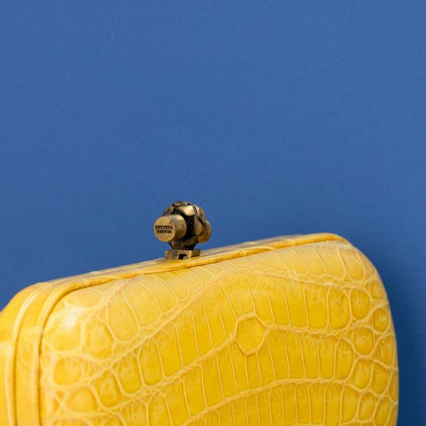 Bottega Veneta Pochette Knot<BR>  - Asta Fashion Vintage - Associazione Nazionale - Case d'Asta italiane