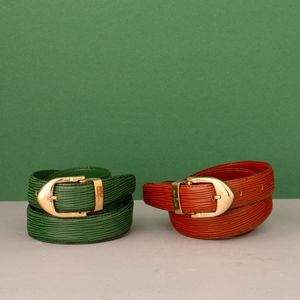 Louis Vuitton loto di due Cinture Initiales  - Asta Fashion Vintage - Associazione Nazionale - Case d'Asta italiane