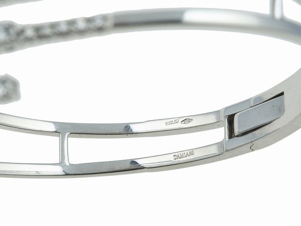 Damiani. Bracciale rigido Notte di San Lorenzo con diamanti  - Asta Gioielli - Associazione Nazionale - Case d'Asta italiane