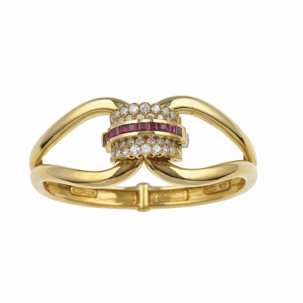 Martignetti. Bracciale rigido con diamanti e rubini  - Asta Gioielli - Associazione Nazionale - Case d'Asta italiane
