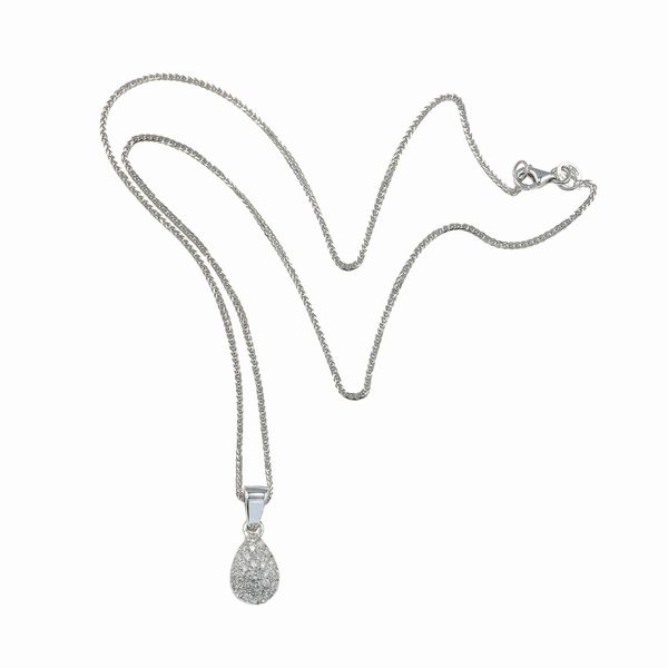 Girocollo con pendente con diamanti taglio brillante  - Asta Gioielli - Associazione Nazionale - Case d'Asta italiane
