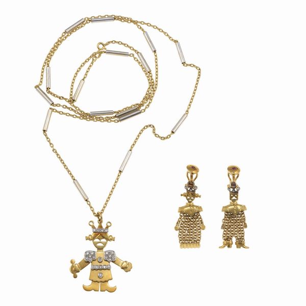 Lunga catena con pendente ed un paio di orecchini con piccoli diamanti e due piccoli rubini  - Asta Gioielli - Associazione Nazionale - Case d'Asta italiane