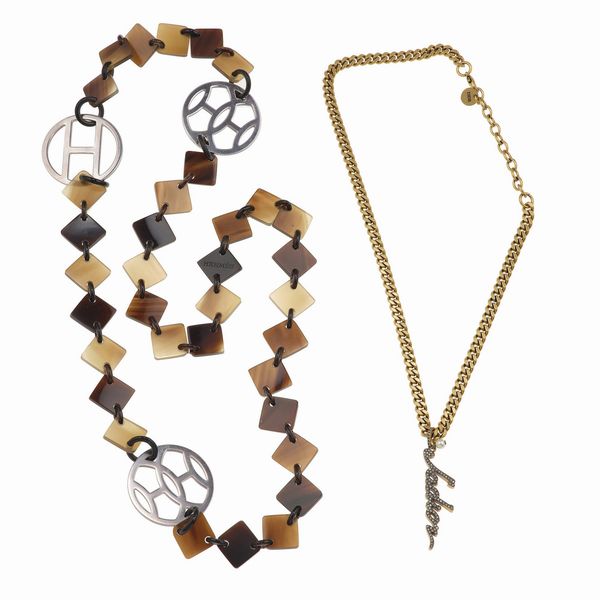 Catena Dior in metallo dorato e sautoir Herm�s con inserti in argento 925  - Asta Gioielli - Associazione Nazionale - Case d'Asta italiane