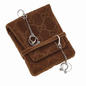 Gucci. Orecchini Chiodo con piccoli diamanti  - Asta Gioielli - Associazione Nazionale - Case d'Asta italiane