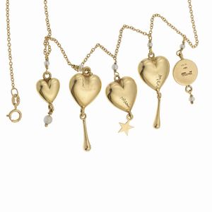 Mer. Girocollo con pendenti e smalti policromi  - Asta Gioielli - Associazione Nazionale - Case d'Asta italiane