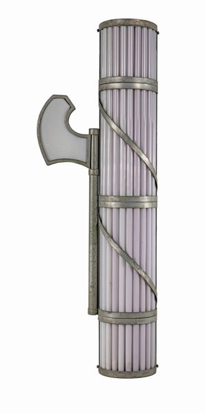 Coppia di grandi lampade a forma di Fascio Littorio  - Asta Design e Arti Decorative del XX Secolo - Associazione Nazionale - Case d'Asta italiane