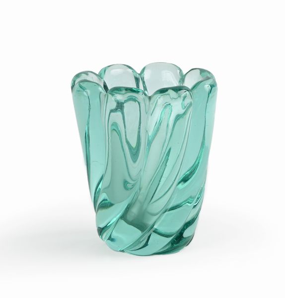 Vaso vintage in vetro pesante verde a costolature diagonali  - Asta Design e Arti Decorative del XX Secolo - Associazione Nazionale - Case d'Asta italiane