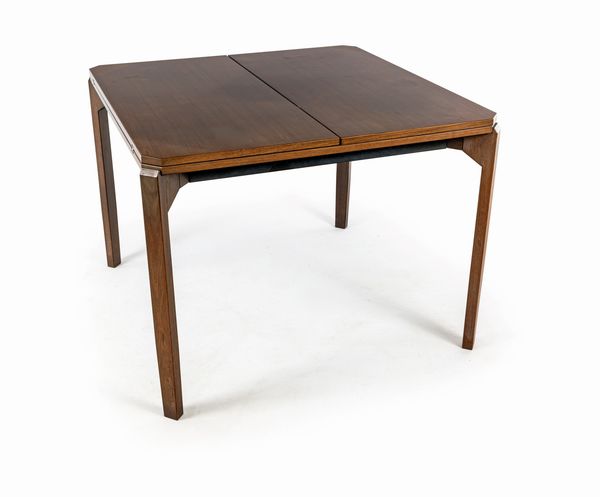 ICO PARISI : Tavolo quadrato allungabile prod. Cassina  - Asta Design e Arti Decorative del XX Secolo - Associazione Nazionale - Case d'Asta italiane