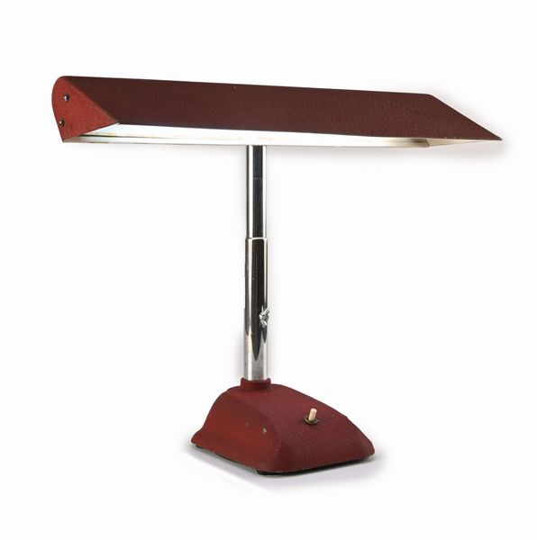 Lampada Ministeriale con lampada al neon  - Asta Design e Arti Decorative del XX Secolo - Associazione Nazionale - Case d'Asta italiane