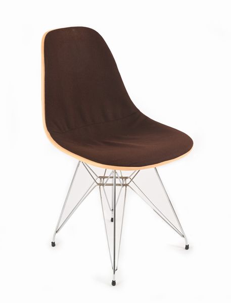 Sedia in fibra di vetro, cuscino imbottito rivestito in tessuto e struttura in metallo cromato  - Asta Design e Arti Decorative del XX Secolo - Associazione Nazionale - Case d'Asta italiane