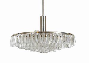 Lampadario a 8 luci da soffitto in metallo e ciondoli in cristallo  - Asta Design e Arti Decorative del XX Secolo - Associazione Nazionale - Case d'Asta italiane