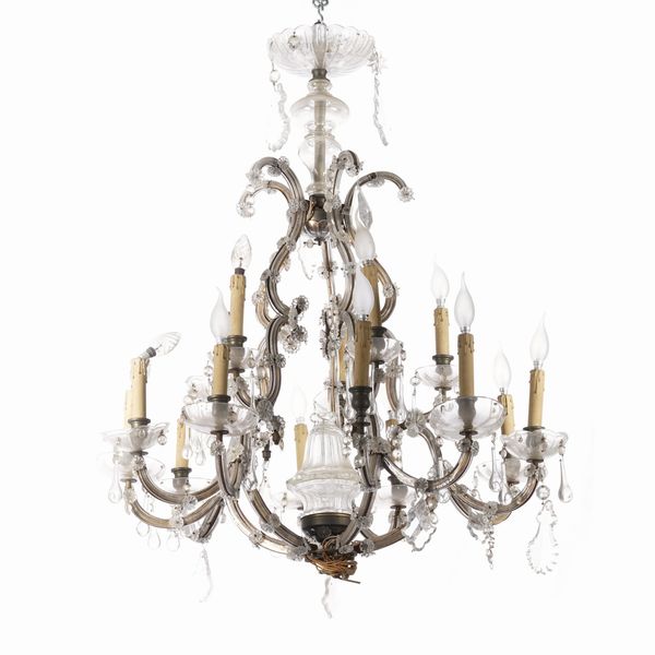 Lampadario in metallo e vetri. XX secolo  - Asta Antiquariato - Associazione Nazionale - Case d'Asta italiane