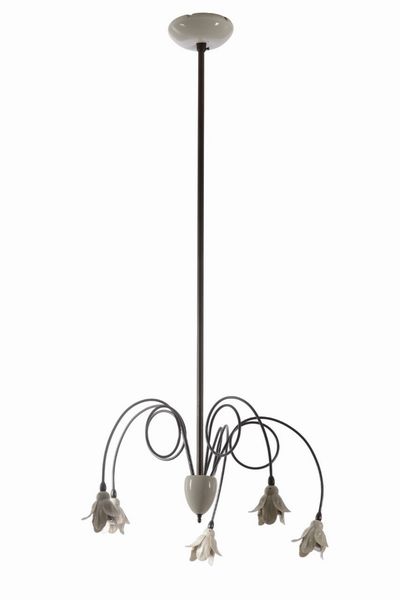 Lampadario moderno in metallo e ceramica  - Asta Antiquariato - Associazione Nazionale - Case d'Asta italiane