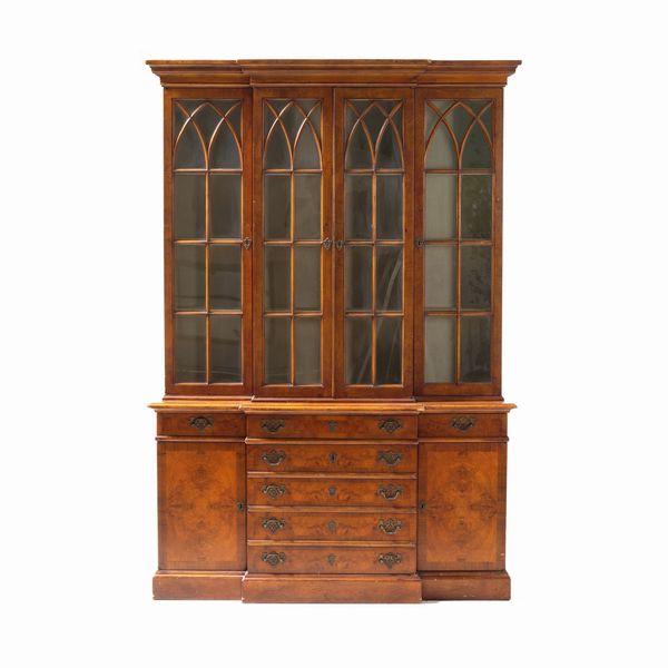 Libreria in stile a due corpi  - Asta Antiquariato - Associazione Nazionale - Case d'Asta italiane