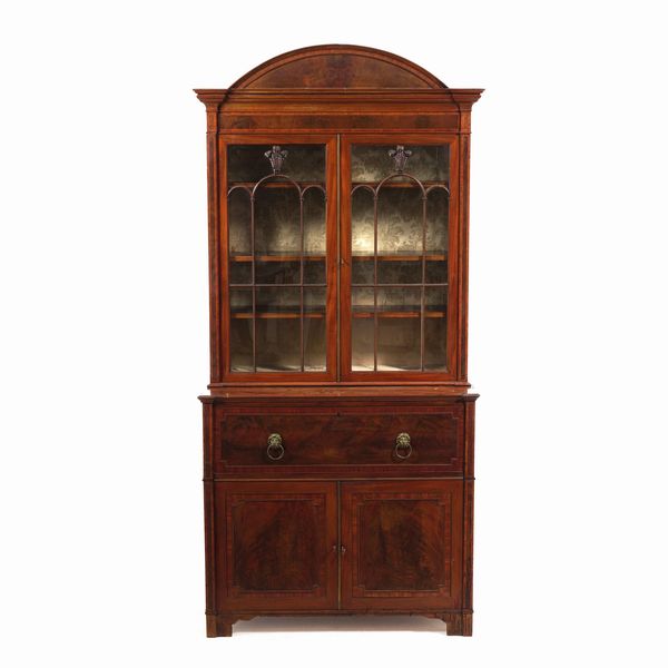 Mobile credenza a due corpi, XIX secolo  - Asta Antiquariato - Associazione Nazionale - Case d'Asta italiane