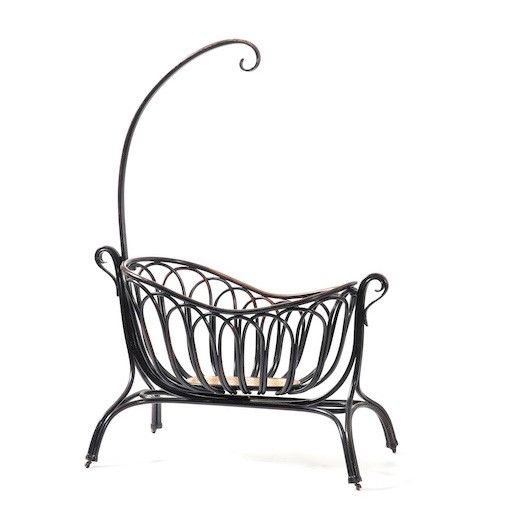 Culla in legno curvato tipo Thonet  - Asta Antiquariato - Associazione Nazionale - Case d'Asta italiane
