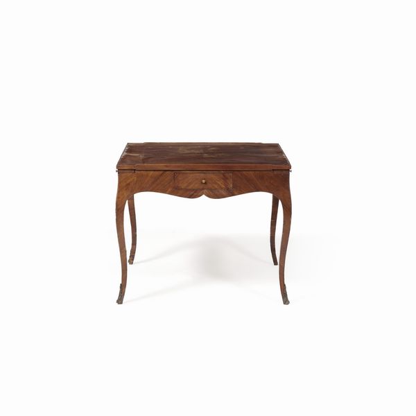 Tavolo da gioco lastronato. XVIII secolo  - Asta Antiquariato - Associazione Nazionale - Case d'Asta italiane