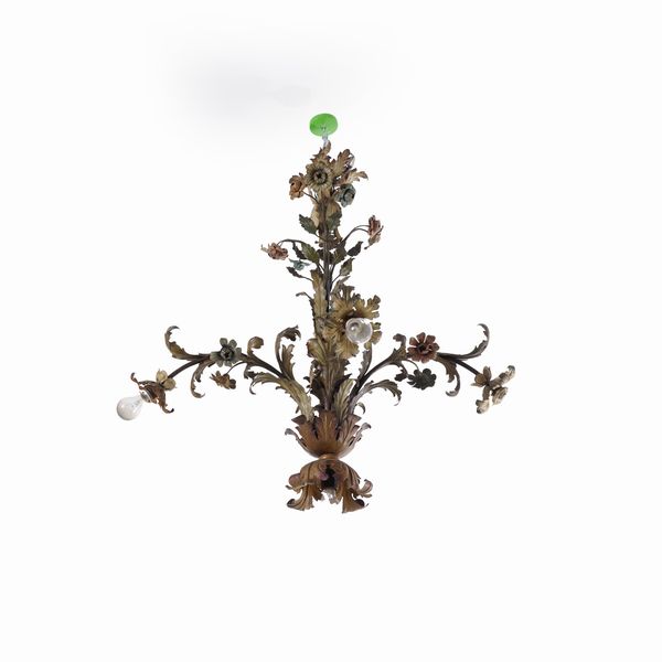 Lampadario a cinque luci in metallo dipinto. XIX secolo  - Asta Antiquariato - Associazione Nazionale - Case d'Asta italiane