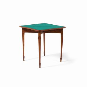 Tavolo da gioco lastronato e filettato. Fine XVIII secolo  - Asta Antiquariato - Associazione Nazionale - Case d'Asta italiane