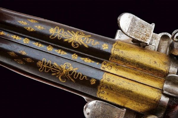 Bella pistola a pietra focaia a due canne  - Asta La Collezione di Armi Antiche di un Gentiluomo Californiano - Associazione Nazionale - Case d'Asta italiane