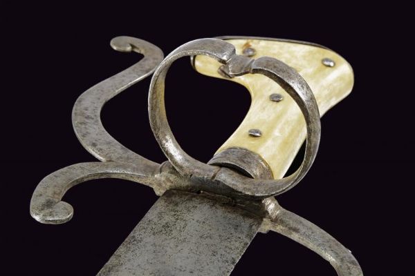 Spada da caccia  - Asta La Collezione di Armi Antiche di un Gentiluomo Californiano - Associazione Nazionale - Case d'Asta italiane