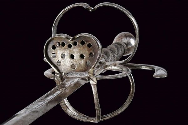 Bella spada  - Asta La Collezione di Armi Antiche di un Gentiluomo Californiano - Associazione Nazionale - Case d'Asta italiane