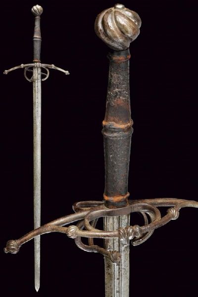 Spada bastarda a una mano e mezza  - Asta La Collezione di Armi Antiche di un Gentiluomo Californiano - Associazione Nazionale - Case d'Asta italiane