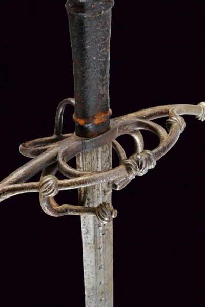Spada bastarda a una mano e mezza  - Asta La Collezione di Armi Antiche di un Gentiluomo Californiano - Associazione Nazionale - Case d'Asta italiane