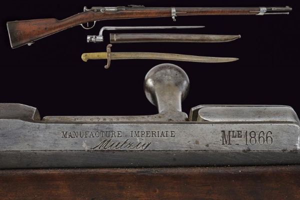 Fucile Chassepot Mod. 1866 a retrocarica con due baionette  - Asta La Collezione di Armi Antiche di un Gentiluomo Californiano - Associazione Nazionale - Case d'Asta italiane