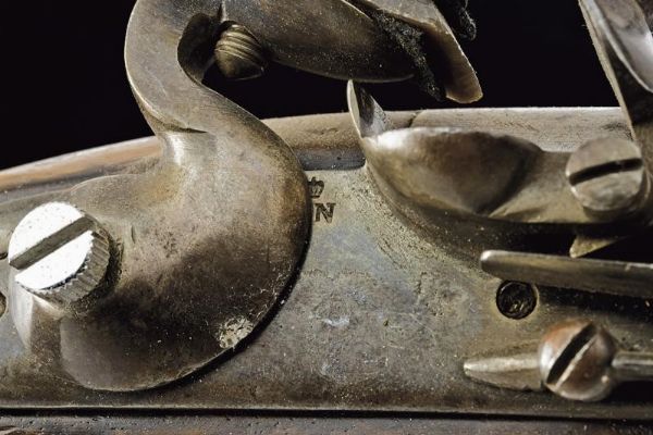 Pistola a pietra focaia da cavalleria  - Asta La Collezione di Armi Antiche di un Gentiluomo Californiano - Associazione Nazionale - Case d'Asta italiane