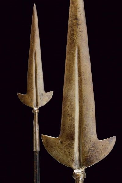 Partigiana  - Asta La Collezione di Armi Antiche di un Gentiluomo Californiano - Associazione Nazionale - Case d'Asta italiane