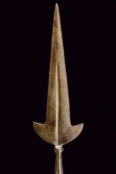 Partigiana  - Asta La Collezione di Armi Antiche di un Gentiluomo Californiano - Associazione Nazionale - Case d'Asta italiane