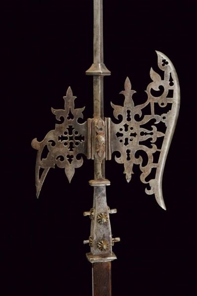 Alabarda in stile del XVII secolo  - Asta La Collezione di Armi Antiche di un Gentiluomo Californiano - Associazione Nazionale - Case d'Asta italiane