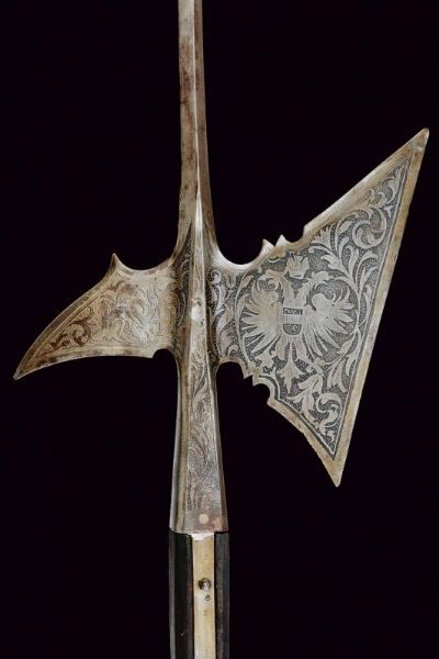 Alabarda incisa in stile del XVI secolo  - Asta La Collezione di Armi Antiche di un Gentiluomo Californiano - Associazione Nazionale - Case d'Asta italiane