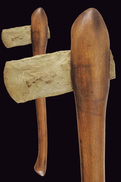 Ascia di pietra  - Asta La Collezione di Armi Antiche di un Gentiluomo Californiano - Associazione Nazionale - Case d'Asta italiane
