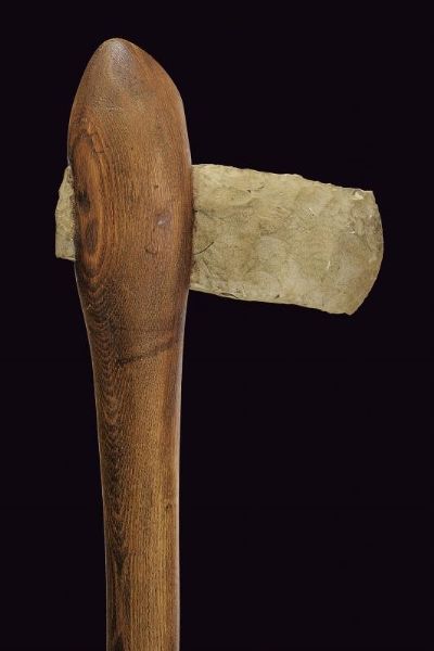 Ascia di pietra  - Asta La Collezione di Armi Antiche di un Gentiluomo Californiano - Associazione Nazionale - Case d'Asta italiane