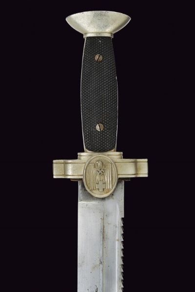 Pugnale da truppa della Croce Rossa  - Asta La Collezione di Armi Antiche di un Gentiluomo Californiano - Associazione Nazionale - Case d'Asta italiane