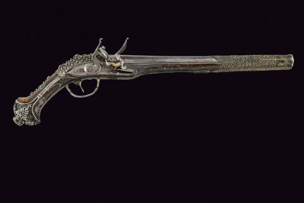 Bellissima pistola a pietra focaia in stile Ali Pasha con fornimenti in argento  - Asta La Collezione di Armi Antiche di un Gentiluomo Californiano - Associazione Nazionale - Case d'Asta italiane