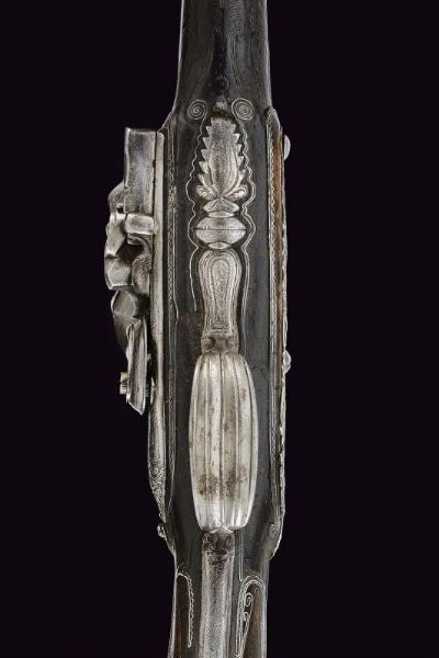 Bellissima pistola a pietra focaia in stile Ali Pasha con fornimenti in argento  - Asta La Collezione di Armi Antiche di un Gentiluomo Californiano - Associazione Nazionale - Case d'Asta italiane