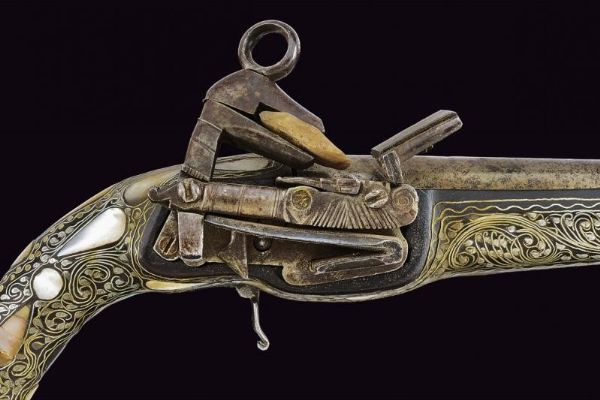 Pistola a pietra focaia  - Asta La Collezione di Armi Antiche di un Gentiluomo Californiano - Associazione Nazionale - Case d'Asta italiane