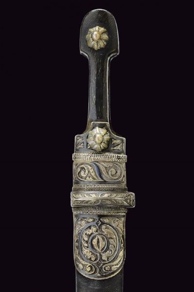 Kindjal  - Asta La Collezione di Armi Antiche di un Gentiluomo Californiano - Associazione Nazionale - Case d'Asta italiane