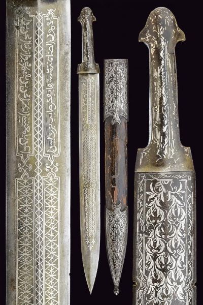 Qama con decorazioni in argento  - Asta La Collezione di Armi Antiche di un Gentiluomo Californiano - Associazione Nazionale - Case d'Asta italiane