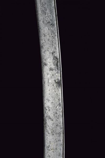 Yatagan con impugnatura in argento  - Asta La Collezione di Armi Antiche di un Gentiluomo Californiano - Associazione Nazionale - Case d'Asta italiane