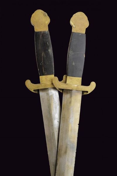 Spada corta doppia (Jian)  - Asta La Collezione di Armi Antiche di un Gentiluomo Californiano - Associazione Nazionale - Case d'Asta italiane