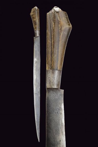 Coltello  - Asta La Collezione di Armi Antiche di un Gentiluomo Californiano - Associazione Nazionale - Case d'Asta italiane